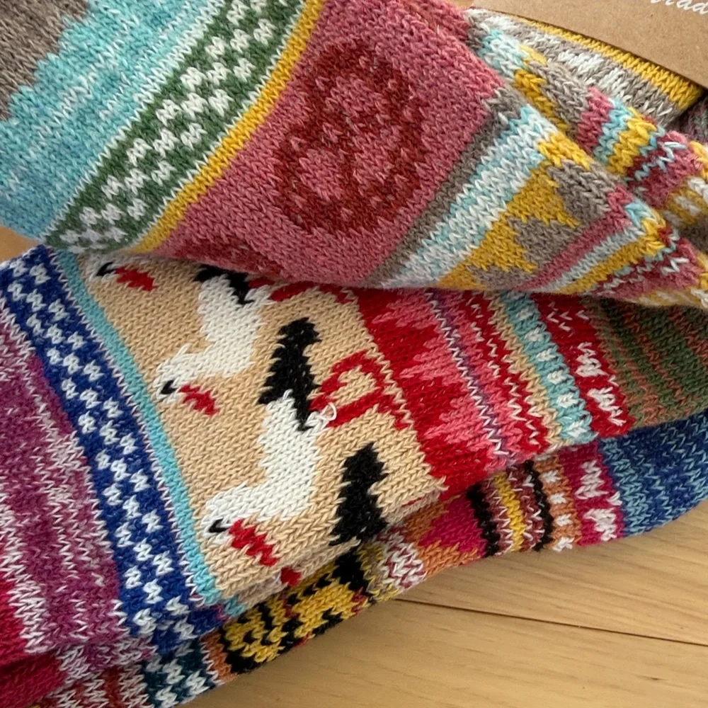 NWT Wool Winter Socks Patterned Design Made in China Bought in France Size 6-8 W